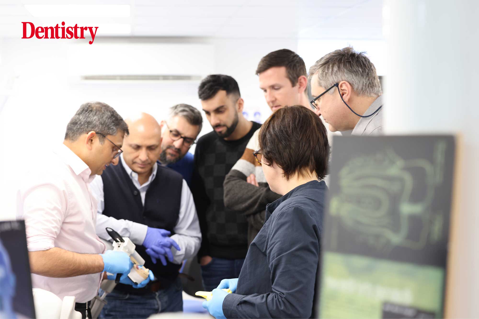 Clinical immersion in dental implant training